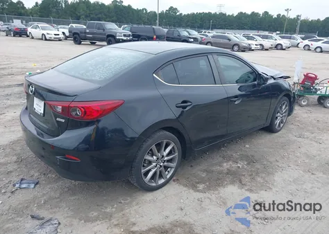 2018 Mazda Mazda3 Touring из США, поврежденный, VIN 3MZBN1V31JM248529